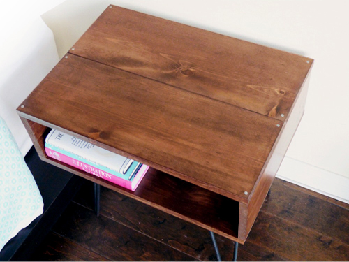 DIY Mid-Century Modern Side Table