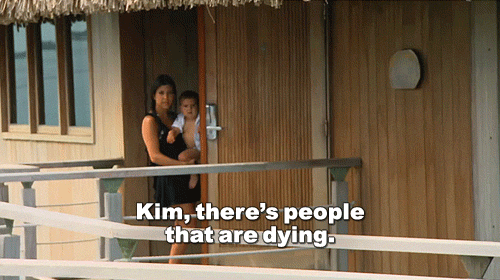 there are people dying kim kardashian gif