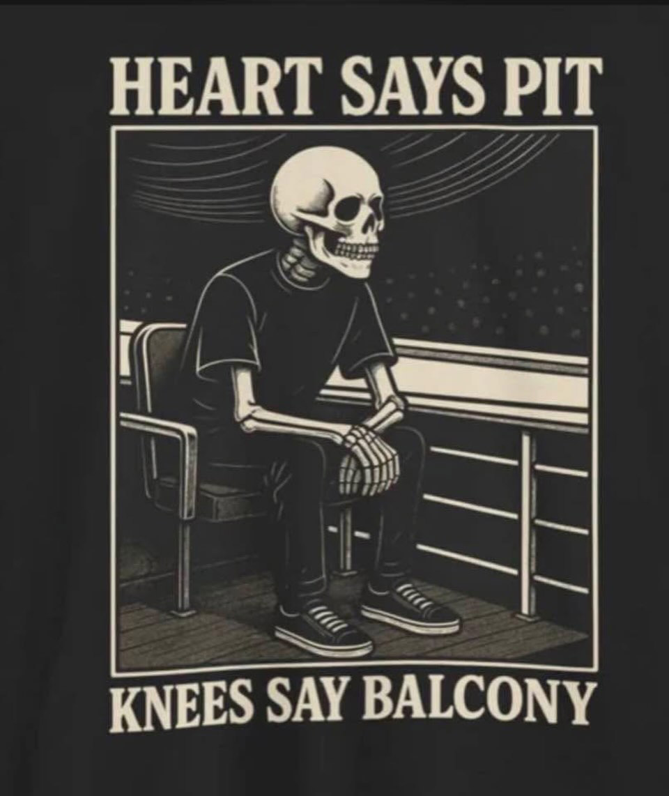 hearts says pit, knees say balcony